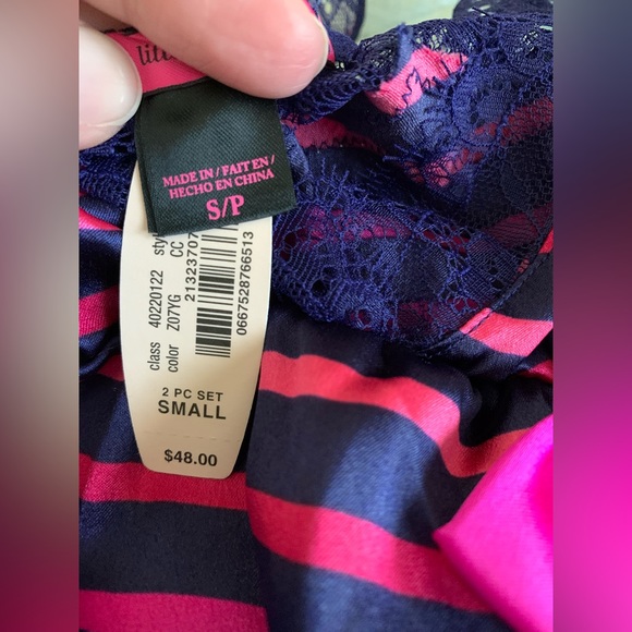 NWT Victoria’s Secret 2 Piece Set - Picture 4 of 9